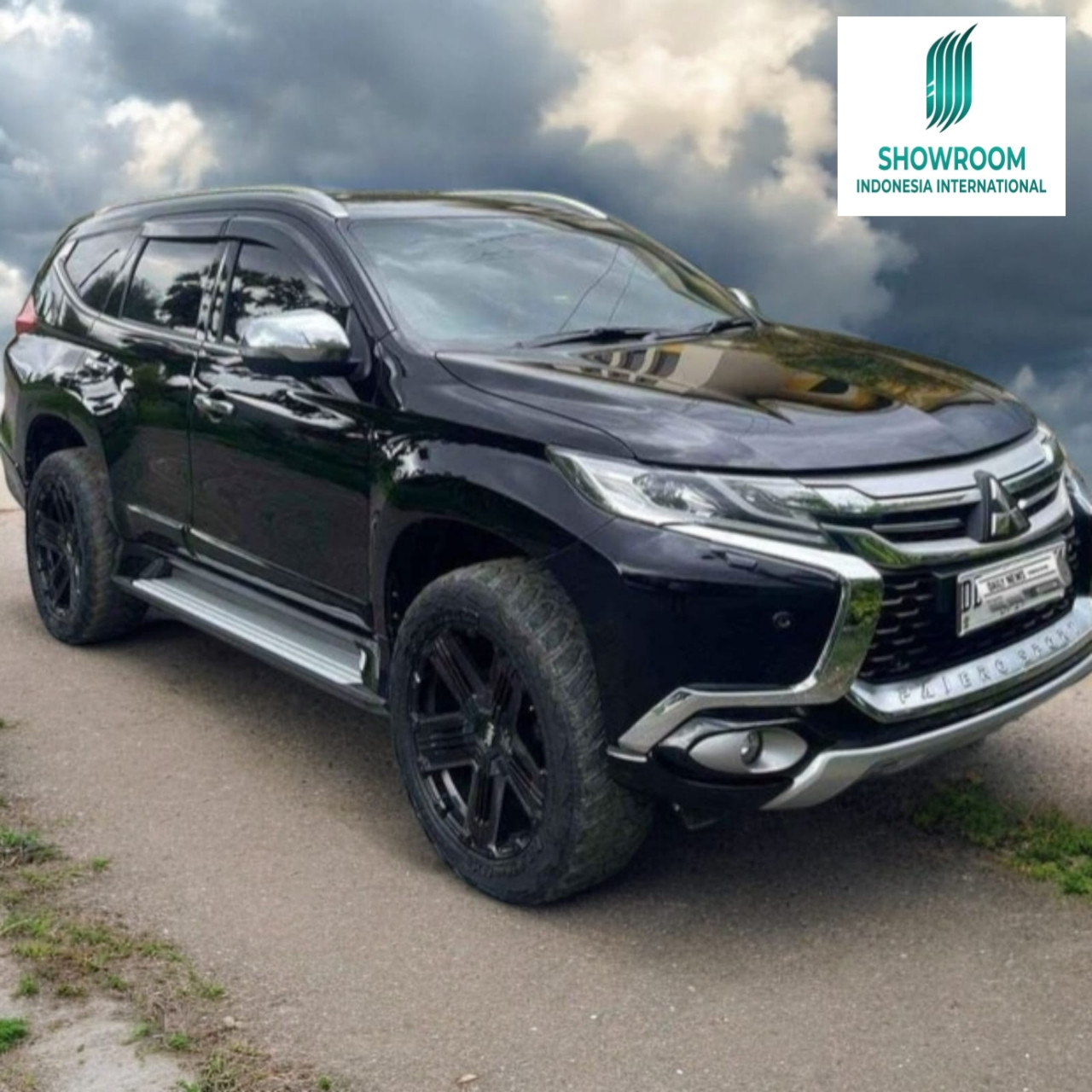 produk Mobil MITSUBISHI PAJERO DAKAR Sport 4x2 Tahun 2017 Metic